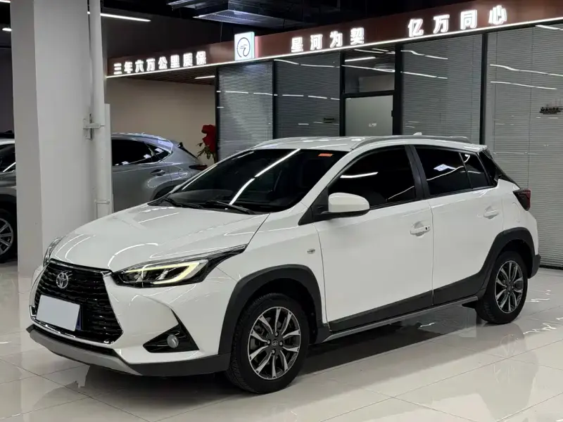 Toyota Yaris L, 2023