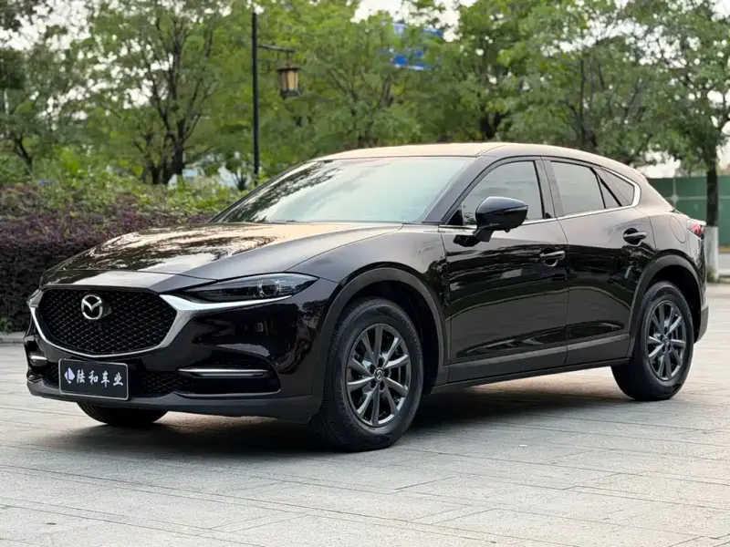 Mazda CX-4, 2022
