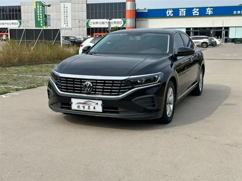 Volkswagen Passat, 2022