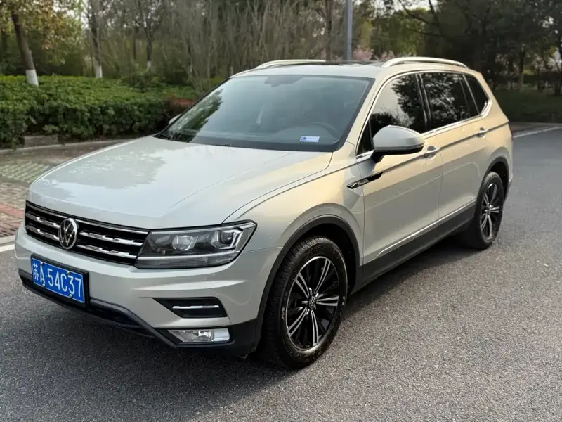 Volkswagen Tiguan L, 2021