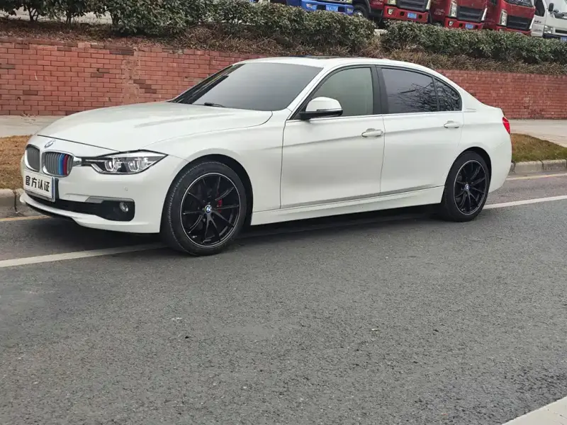 BMW 3 Series, 2018