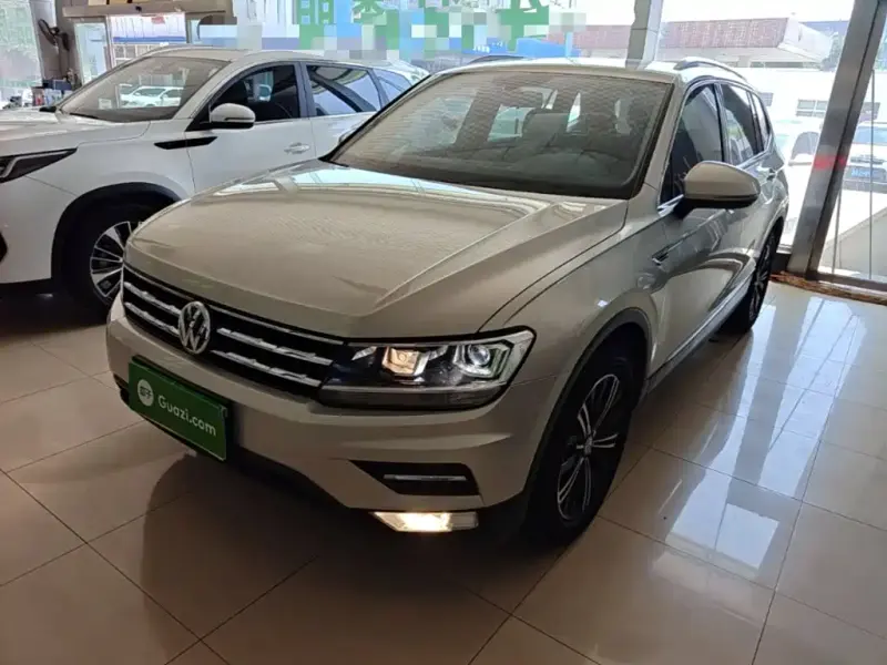Volkswagen Tiguan L, 2020