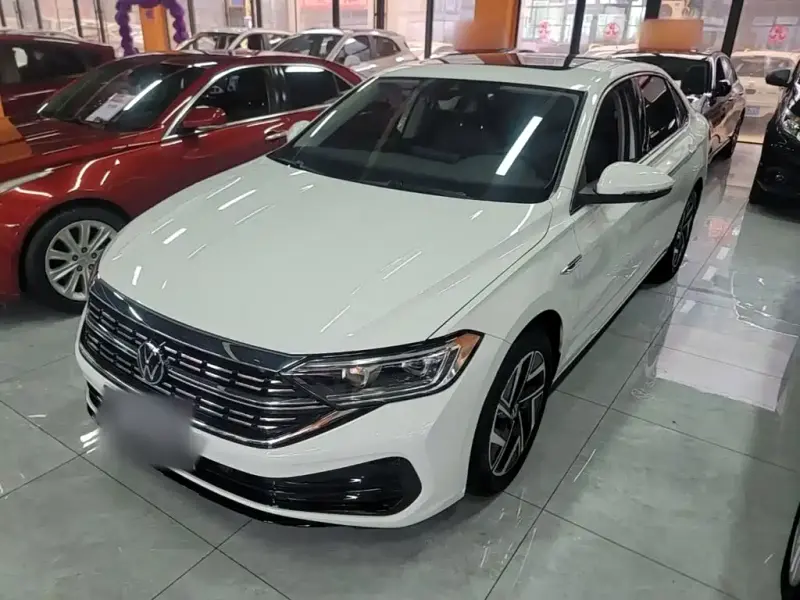 Volkswagen Sagitar, 2023