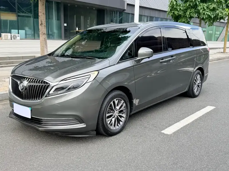 Buick GL8, 2017