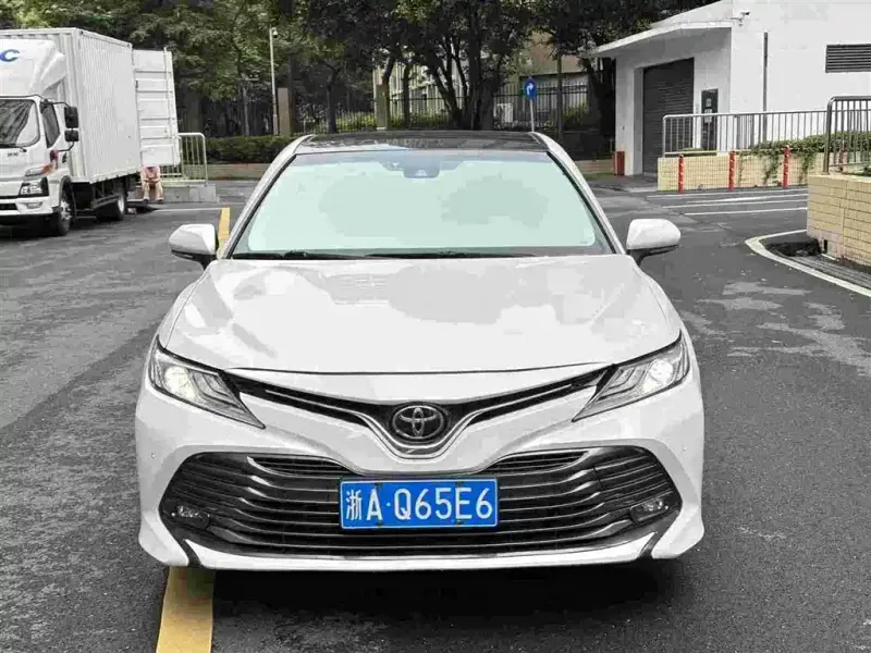 Toyota Camry, 2020