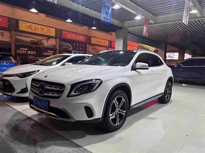Mercedes-Benz GLA, 2019 — фото 1