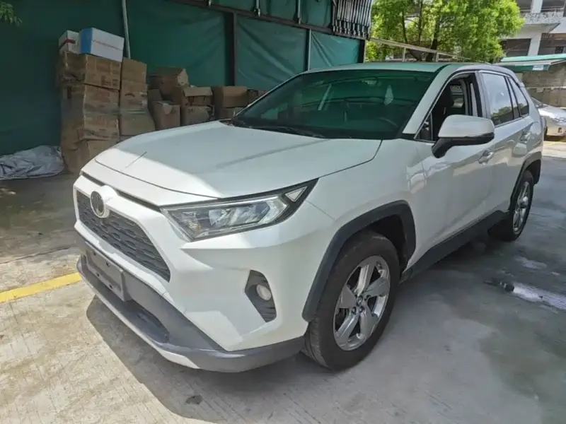 Toyota RAV4, 2021 — фото 1