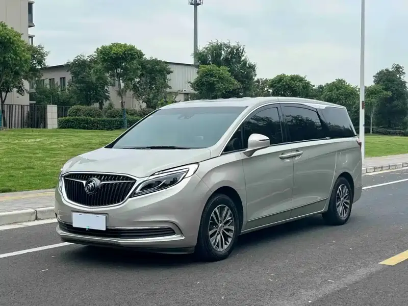 Buick GL8, 2018