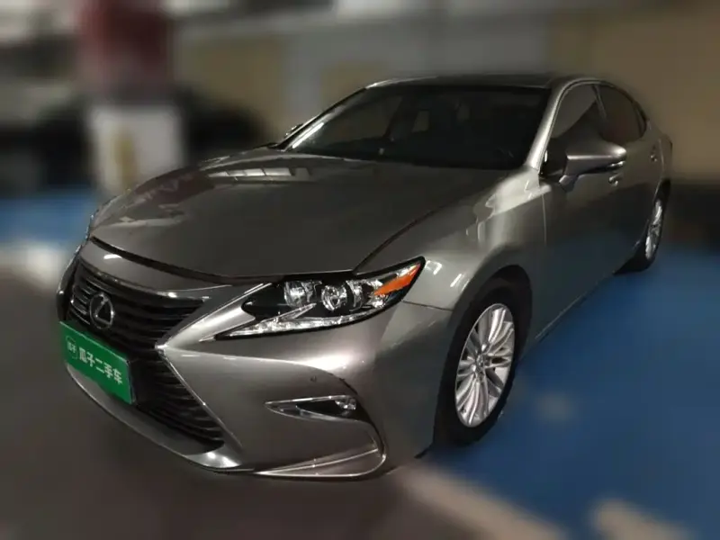 Lexus ES, 2017 — фото 1