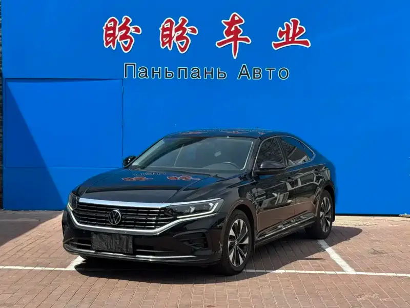 Volkswagen Passat, 2022