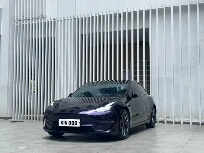 Tesla Model 3, 2021
