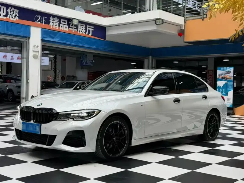BMW 3 Series, 2021