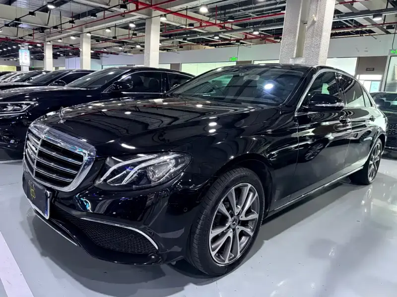 Mercedes-Benz E-Class, 2019 — фото 1