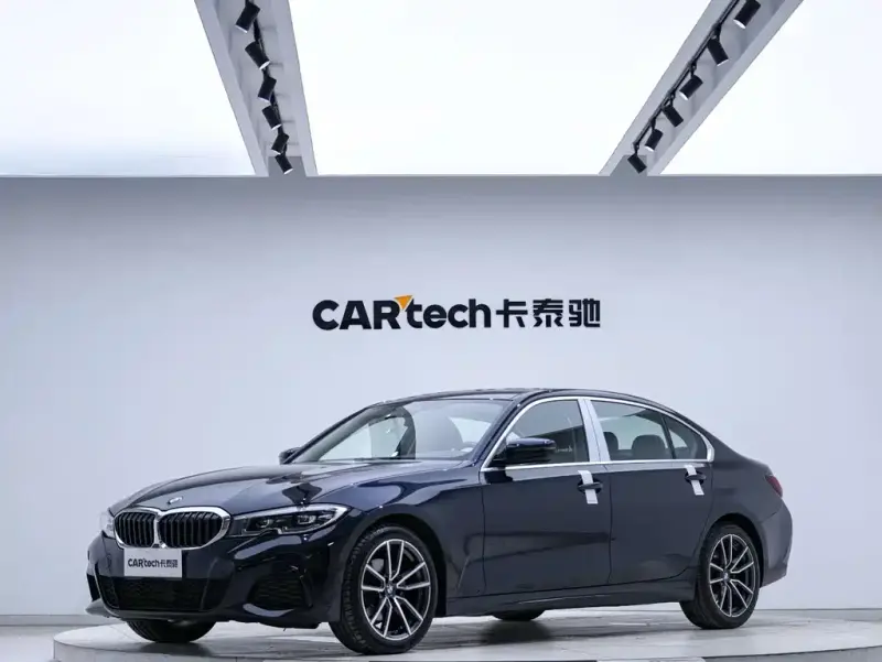 BMW 3 Series, 2022