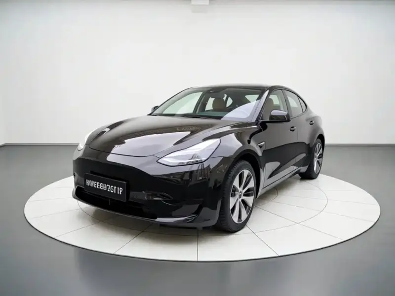 Tesla Model Y, 2022