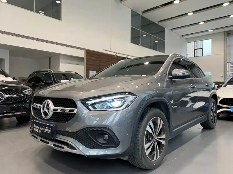 Mercedes-Benz GLA, 2023 — фото 1