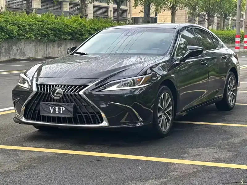 Lexus ES, 2022 — фото 1