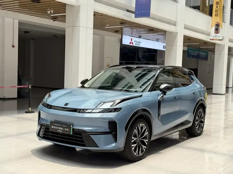 Lynk & Co 08 EM-P, 2025