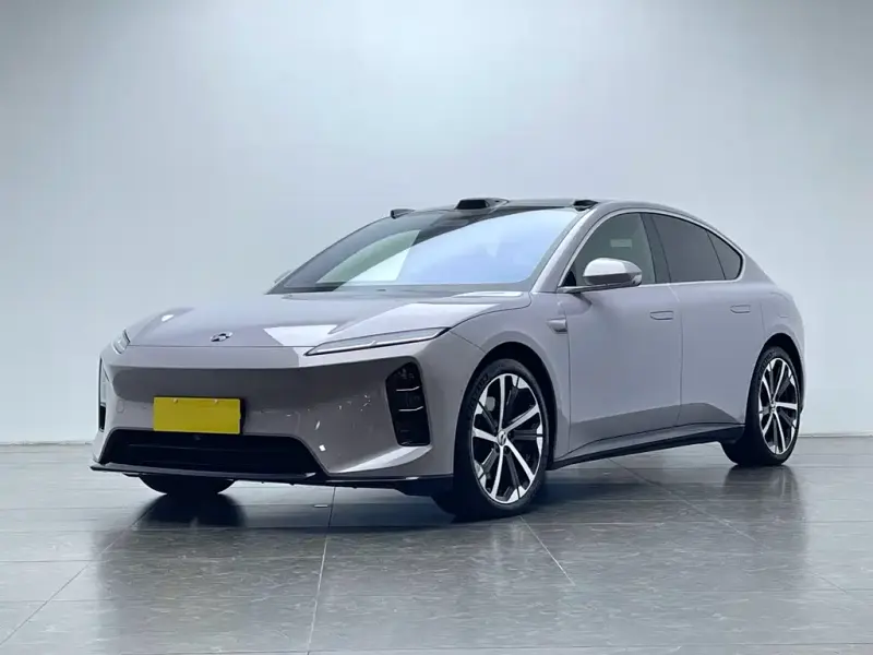 NIO ET5, 2025