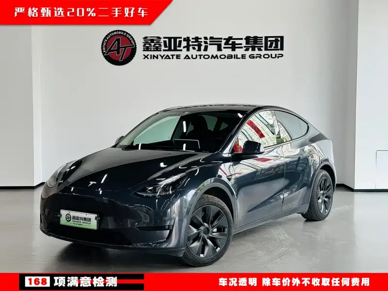 Tesla Model Y, 2024