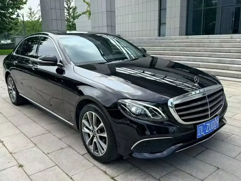 Mercedes-Benz E-Class, 2019 — фото 1