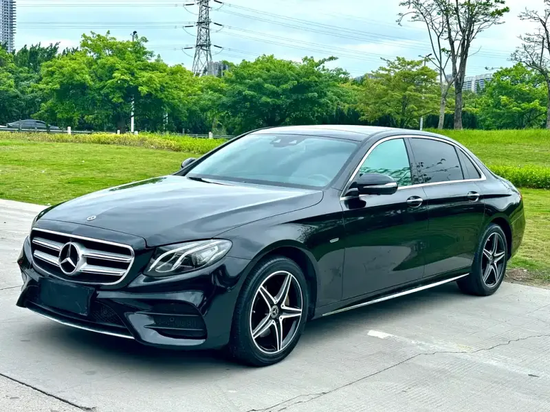 Mercedes-Benz E-Class, 2020 — фото 1
