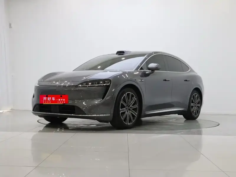 Luxeed Zhijie R7, 2025