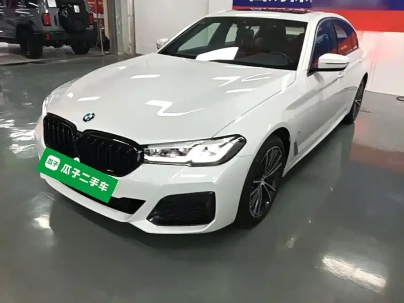 BMW 5 Series, 2023