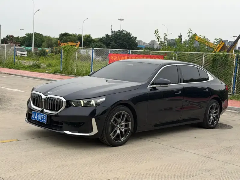BMW 5 Series, 2024