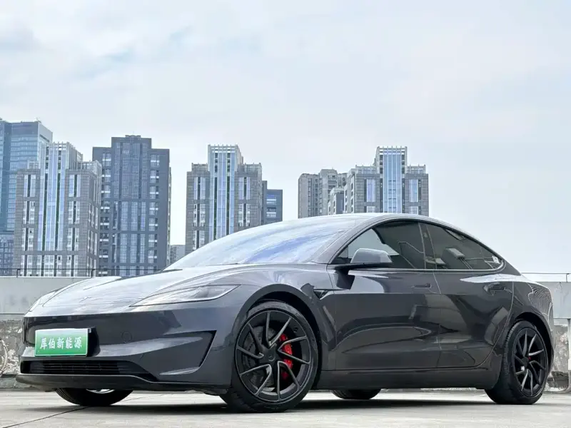 Tesla Model 3, 2025 — фото 1