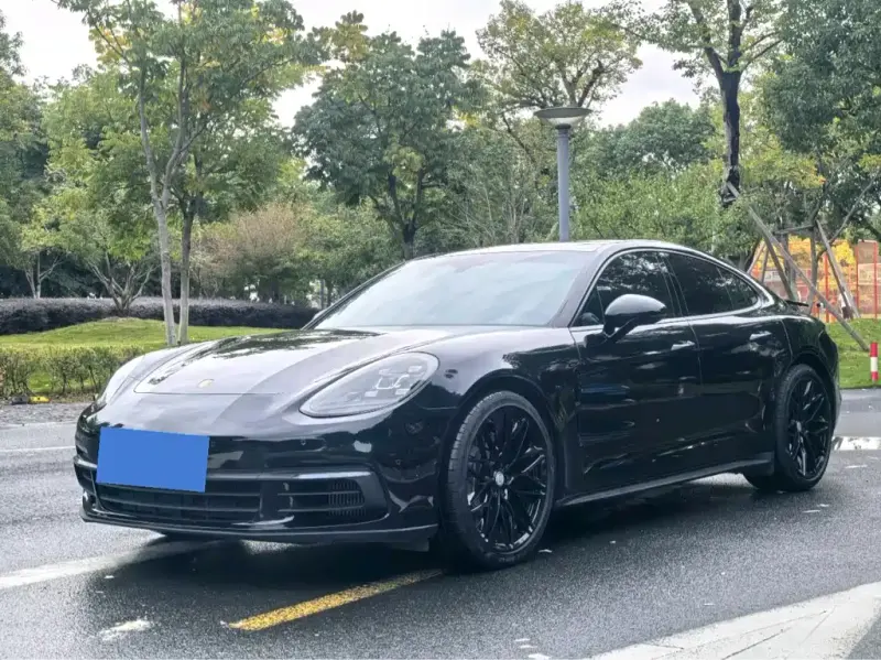 Porsche Panamera, 2019 — фото 1