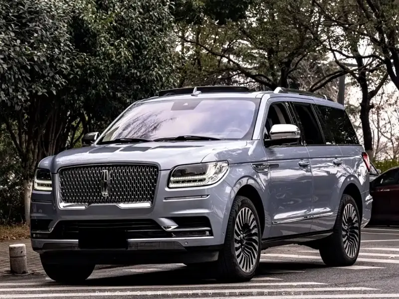 Lincoln Navigator, 2020 — фото 1