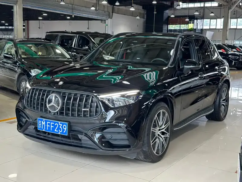 Mercedes-Benz GLC AMG, 2025