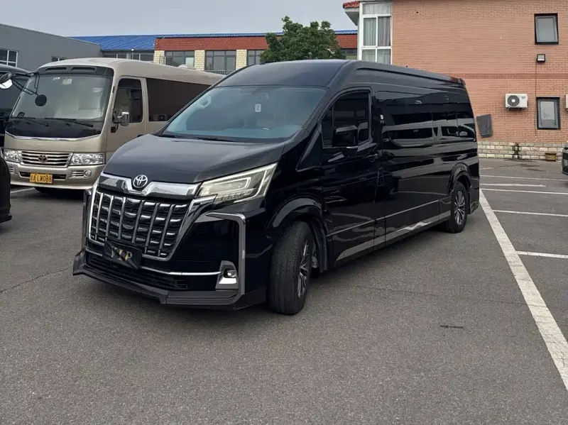 Toyota Hiace, 2023