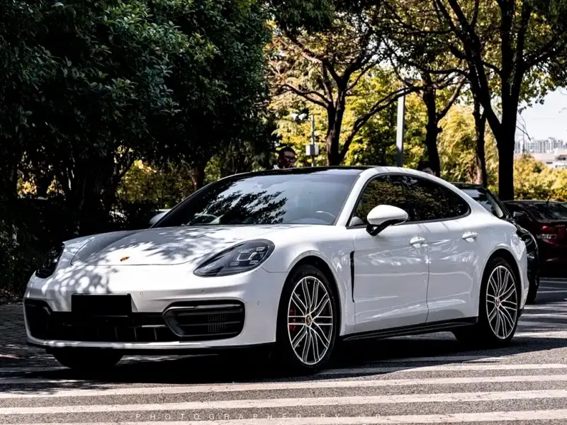 Porsche Panamera, 2021