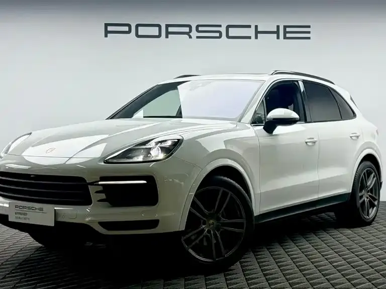 Porsche Cayenne, 2023