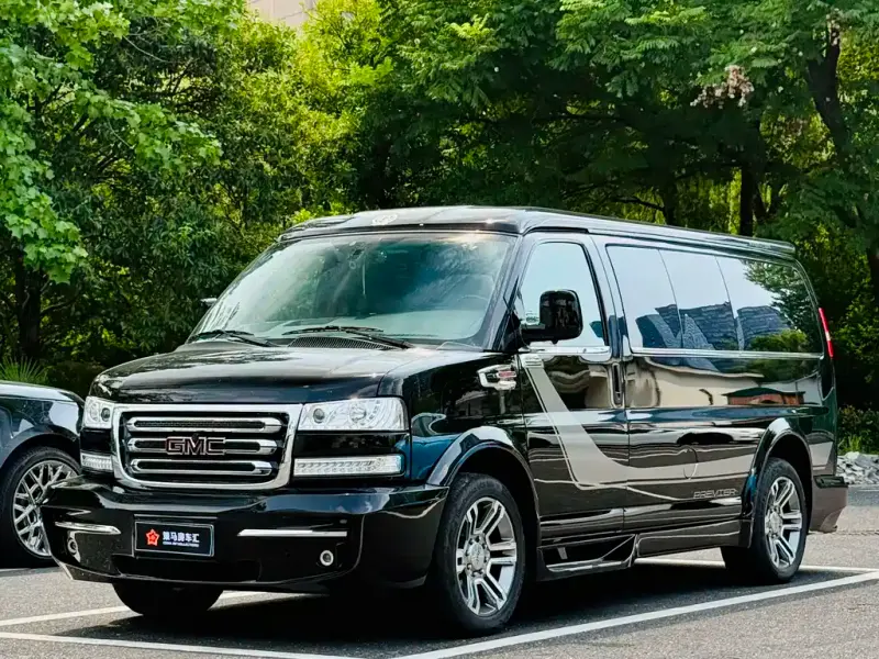 GMC Savana, 2024