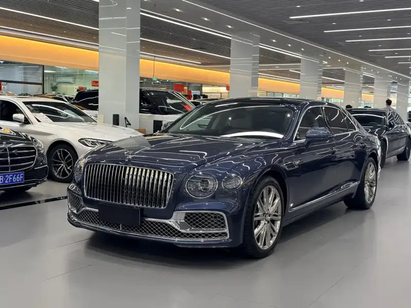 Bentley Flying Spur, 2023