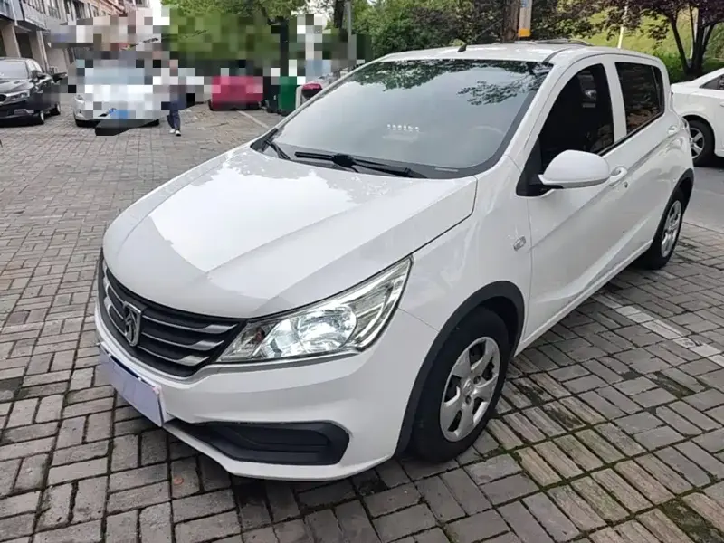 Baojun 310, 2017