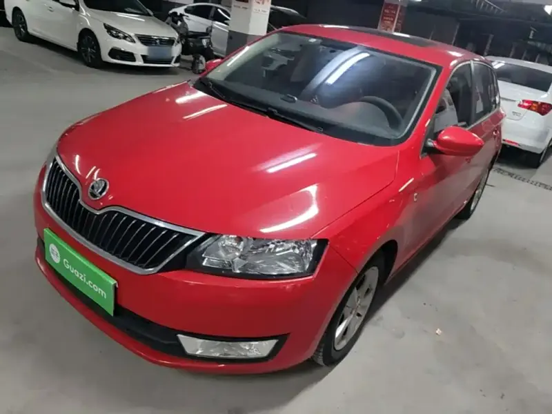 Skoda Rapid Spaceback, 2015