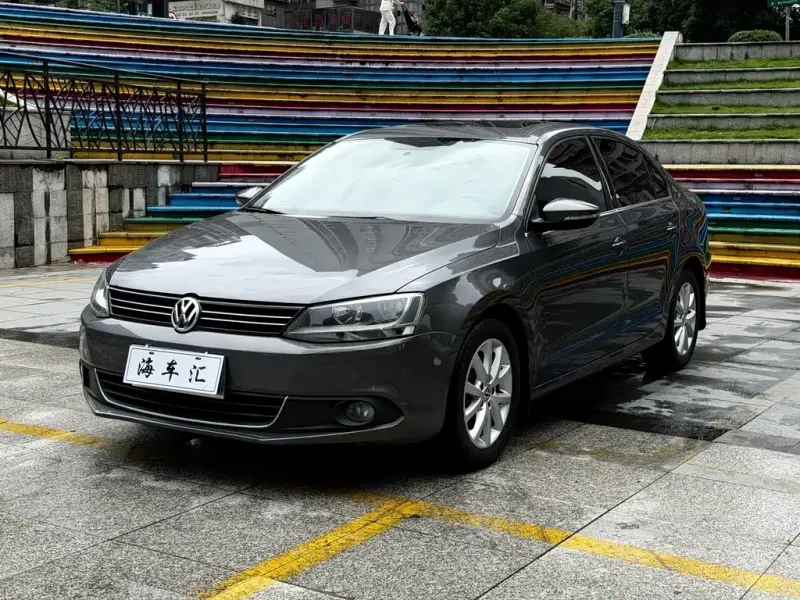 Volkswagen Sagitar, 2012