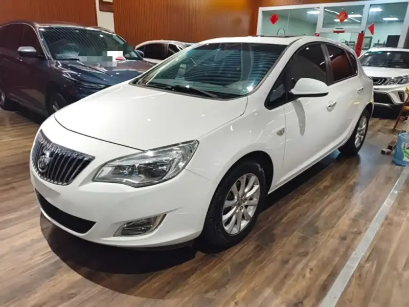 Buick Excelle, 2015 — фото 1