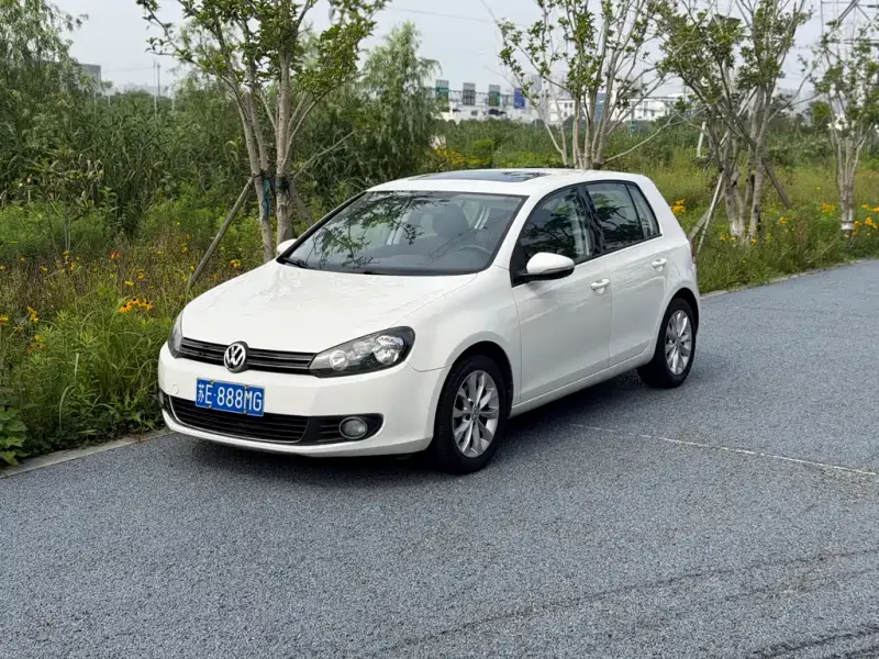 Volkswagen Golf, 2011