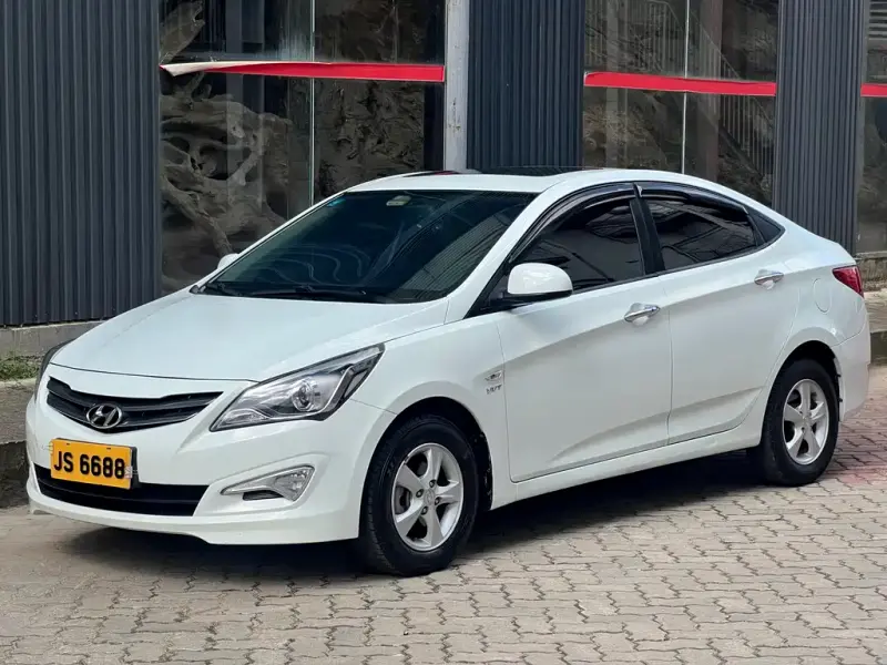Hyundai Verna, 2016