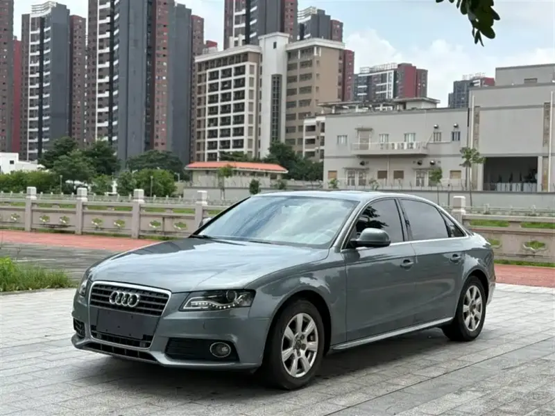 Audi A4L, 2012 — фото 1