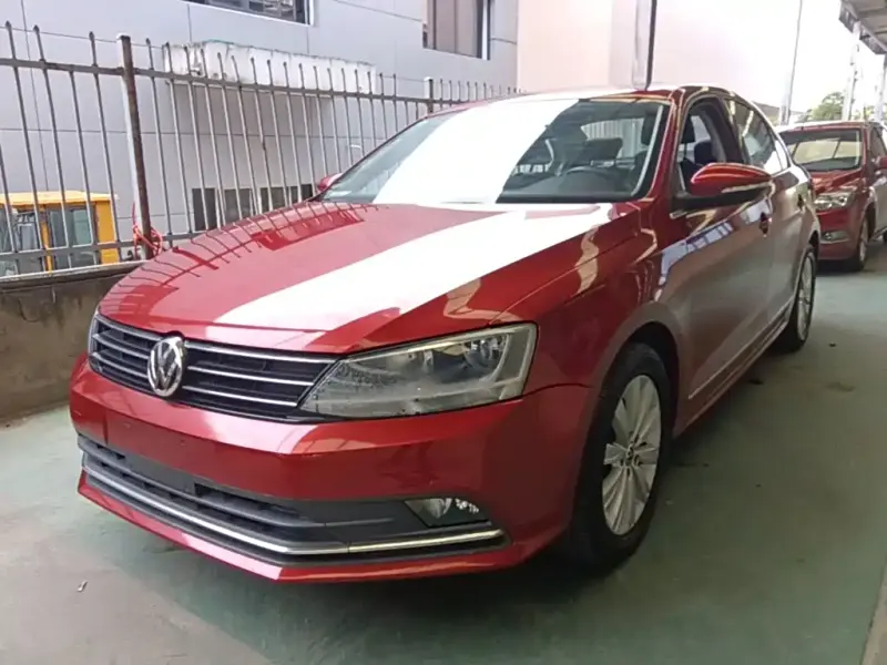 Volkswagen Sagitar, 2015