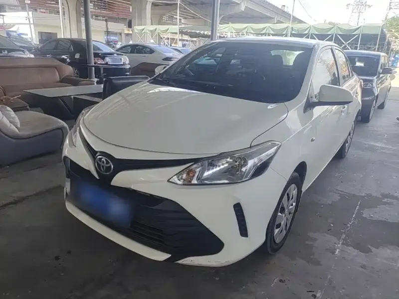 Toyota Vios, 2017 — фото 1
