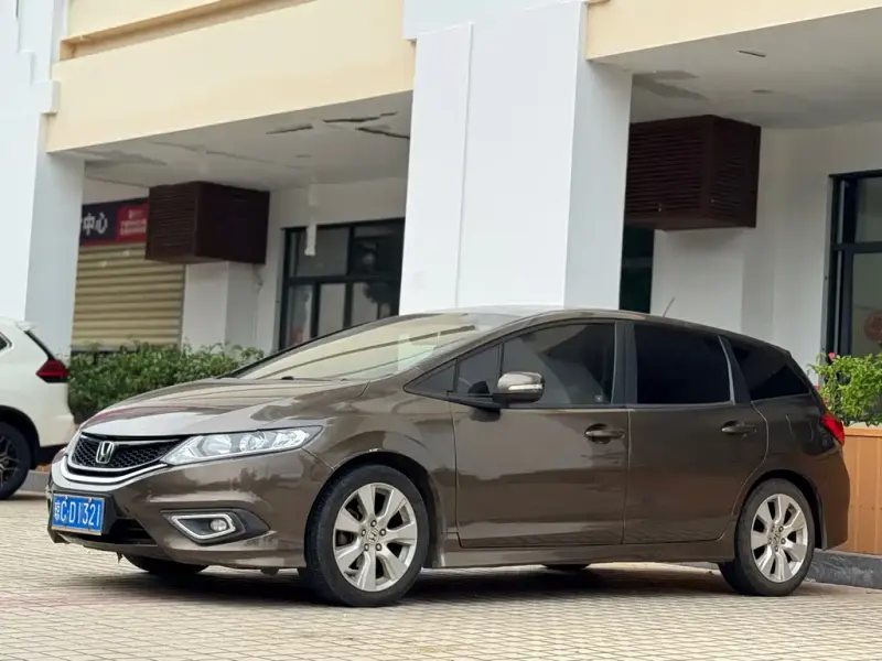 Honda Jade, 2014 — фото 1