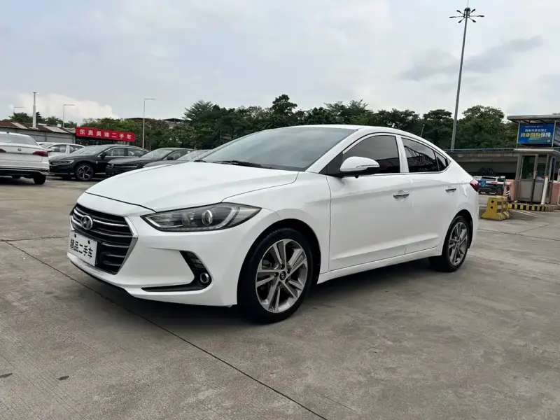 Hyundai Elantra, 2018