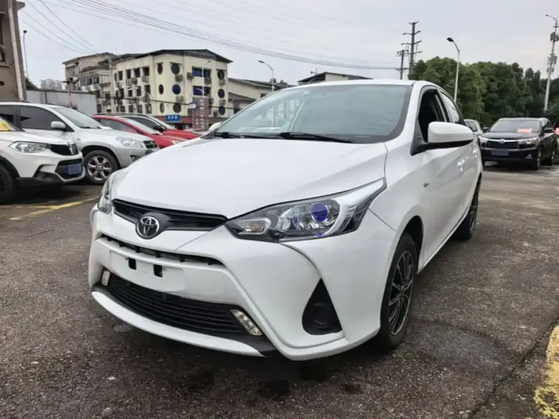 Toyota Yaris L, 2022
